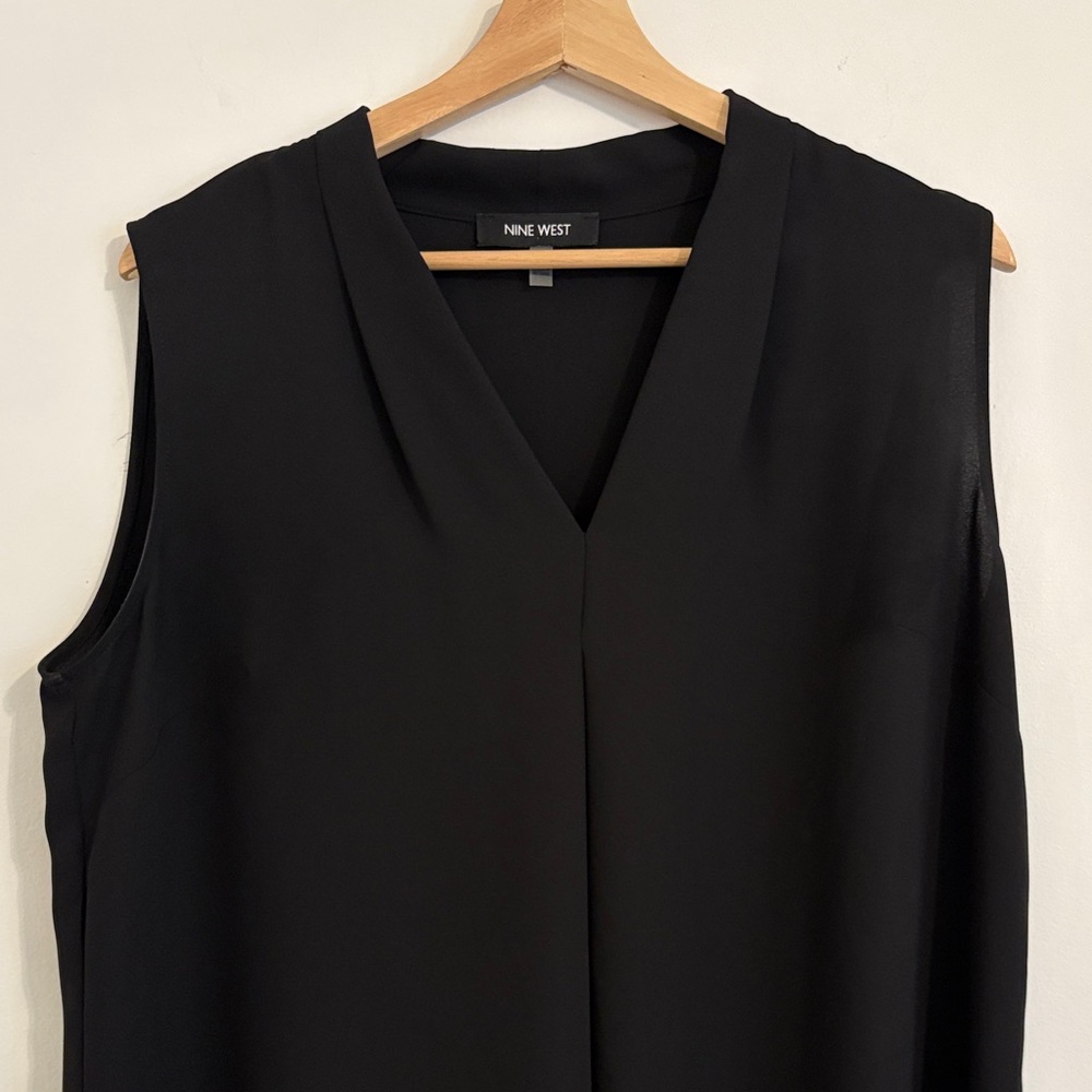 Nine West Classic Black V-Neck Top